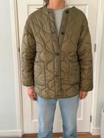 Oversized Padded Jasje - Donkergroen - Maat M, Kleding | Dames, Jassen | Zomer, Maat 38/40 (M), Mango, Ophalen of Verzenden, Gedragen