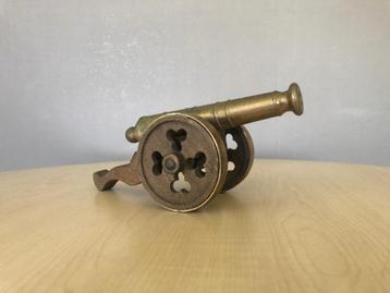 antiek kanon koper, 14 cm lang beschikbaar voor biedingen