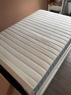 Ikea Songesand bed 140x200 + matras en lattenbodem, Ophalen, Tweepersoons, 140 cm, Zo goed als nieuw