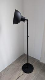 IKEA Skurup staande lamp | adjustable standing lamp, Huis en Inrichting, Lampen | Vloerlampen, Ophalen, Zo goed als nieuw, Metaal