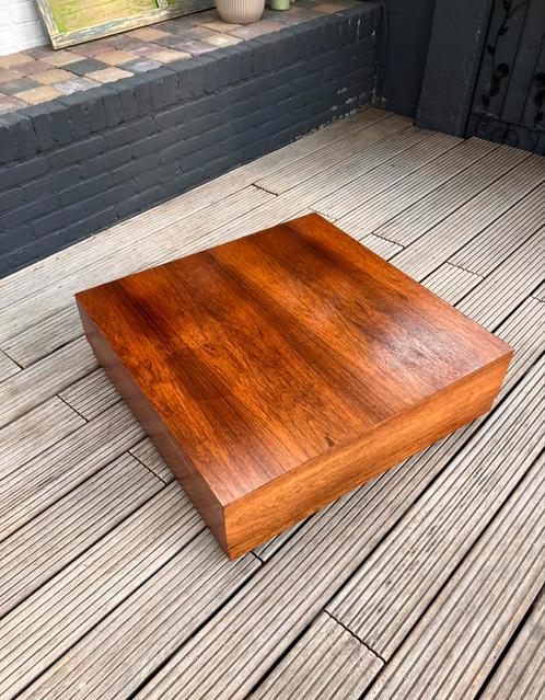 Vintage salontafel / koffietafel,zwevend model, Huis en Inrichting, Tafels | Salontafels, Zo goed als nieuw, Minder dan 50 cm