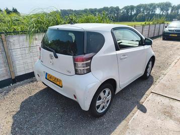 Toyota IQ 1.0 2010 Wit beschikbaar voor biedingen