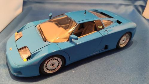 Modelauto 1:18 Bugatti EB110 jaartal 1991, Hobby en Vrije tijd, Modelauto's | 1:18, Zo goed als nieuw, Auto, Bburago, Ophalen of Verzenden