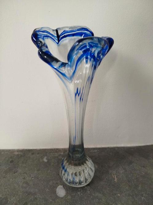 Murano Stijl Vaas met Blauwe Accenten, Antiek en Kunst, Antiek | Vazen, Ophalen of Verzenden