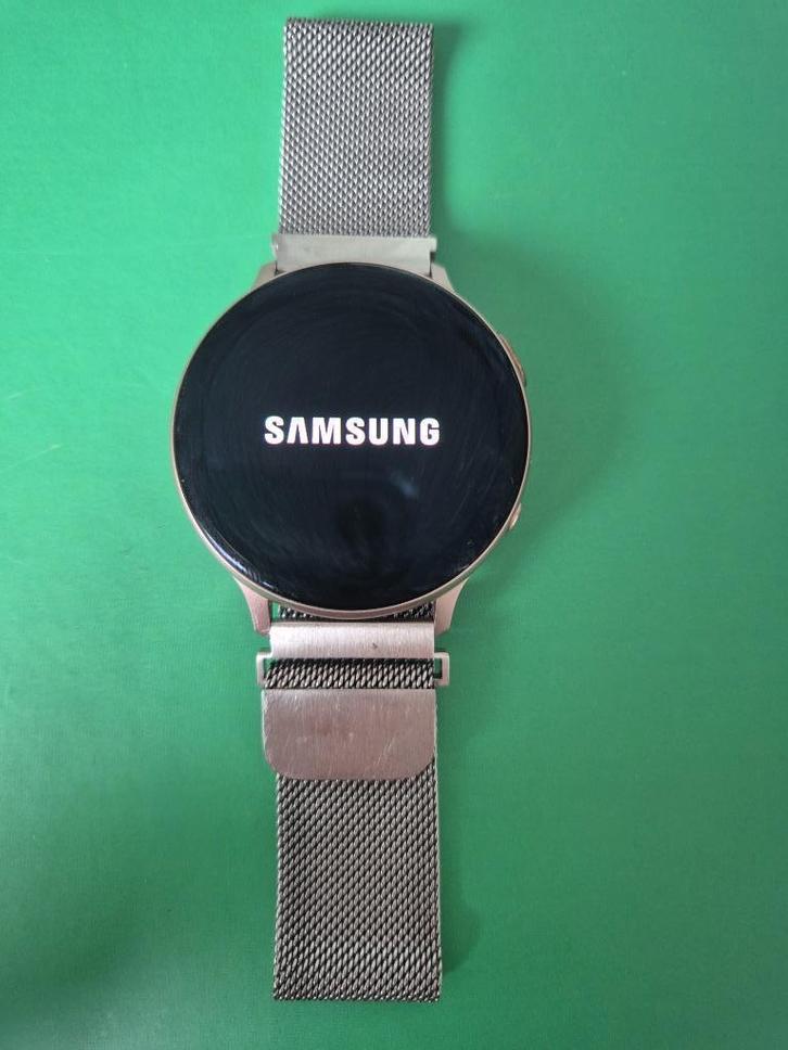 Samsung Galaxy Watch Active2 – Roségoud 40 mm, Sieraden, Tassen en Uiterlijk, Smartwatches, Gebruikt, Android, Roze, Afstand, Calorieverbanding