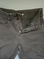 M&S nieuwe Shaping Skinny jeans Sculpts grijs maat 40, Ophalen of Verzenden, Nieuw, Grijs, W30 - W32 (confectie 38/40)