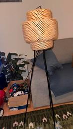 Stijlvolle staande lamp met bamboe kap, Ophalen of Verzenden, Zo goed als nieuw, Hout, 100 tot 150 cm