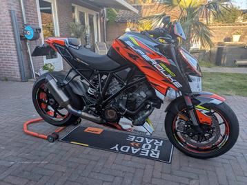KTM superduke 1290R Akrapovic titanium, volledig onderhoud beschikbaar voor biedingen