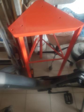 Hegner onderstel voor de figuurzaag. beschikbaar voor biedingen