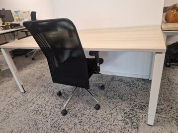 2 bureaus 180x80
