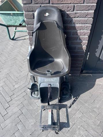 Kinderzitje Bobike incl bevestiging beschikbaar voor biedingen