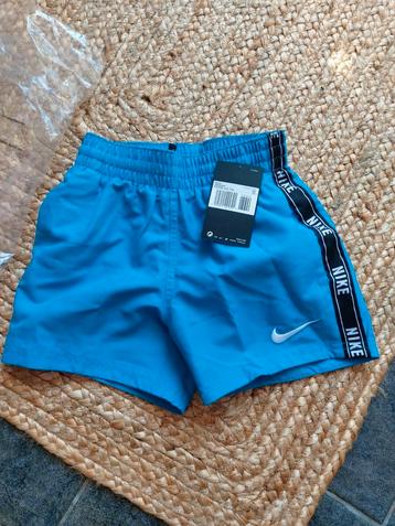 Nike ( nieuw) zwembroek maat 122/128 beschikbaar voor biedingen