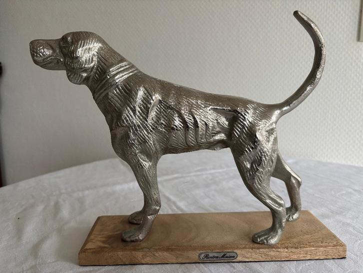 Riviera Maison Happy Hunting Dog Statue., Verzamelen, Beelden en Beeldjes, Zo goed als nieuw, Dier, Ophalen of Verzenden