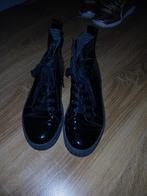 Te koop zeer nette dames schoenen Maat 40, Ophalen of Verzenden, Zo goed als nieuw, Sneakers of Gympen