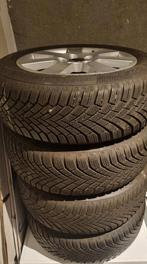 Pirelli zomer op velg Continental Winterbanden op LM velg, Auto-onderdelen, Banden en Velgen, Ophalen, Gebruikt, 15 inch, Banden en Velgen