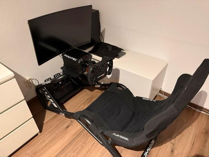 Simracing setup - Fanatec podium DD1 - incl. Garantie, Spelcomputers en Games, Spelcomputers | Overige, Zo goed als nieuw, Ophalen of Verzenden