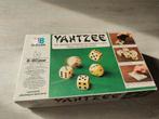 Yahtzee MB Spellen - Dobbelspel Klassieker, Hobby en Vrije tijd, Gezelschapsspellen | Bordspellen, Ophalen of Verzenden, Consumercare@hasbro.co.uk
