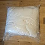 Nieuw dekbed 220x240 met 2 kussens, Wit, Ophalen of Verzenden, Deken of Dekbed, Nieuw