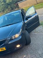 Mazda 3 1.6 Sedan 2006 Grijs, Auto's, Mazda, Zwart, 1200 kg, Handgeschakeld, 48 €/maand