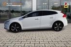 Volvo V40 1.5 T3 Polar+ R-Design | Pano | Camera | Trekhaak, Auto's, 65 €/maand, 4 cilinders, 700 kg, Wit