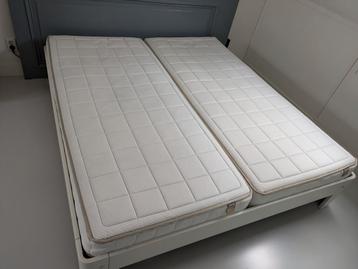 2 Auping Cresto matrassen medium hardheid 90x200 cm beschikbaar voor biedingen