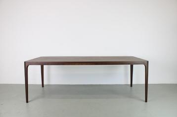 Artisan Bo tafel, Amerikaans walnoot  beschikbaar voor biedingen