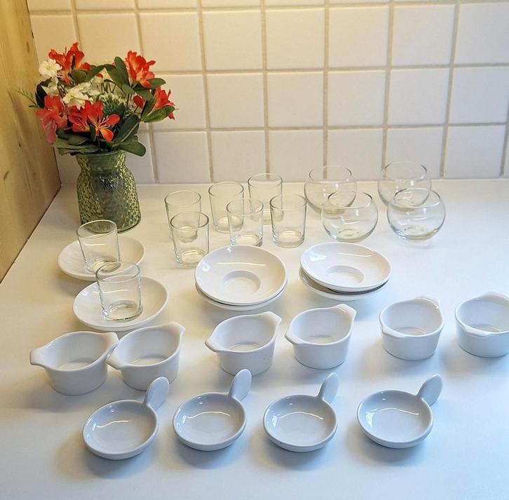 Heeel veel amuse schaaltjes, schoteltjes en potjes., Huis en Inrichting, Keuken | Servies, Zo goed als nieuw, Schaal of Schalen