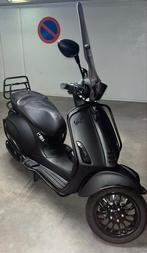 Vespa Sprint BOMVOL! Slechts 64KM!, Fietsen en Brommers, Scooters | Vespa, Ophalen, Overige modellen, Zo goed als nieuw, Benzine