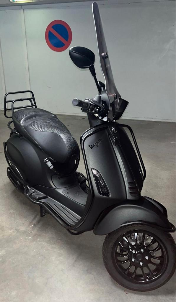 Vespa Sprint BOMVOL! Slechts 64KM!, Fietsen en Brommers, Scooters | Vespa, Zo goed als nieuw, Overige modellen, Maximaal 25 km/u