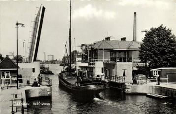 Zaandam, Beatrixbrug - schip volk - ongelopen beschikbaar voor biedingen