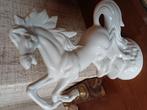 Mooi wit porseleinen paard., Antiek en Kunst, Antiek | Porselein, Ophalen