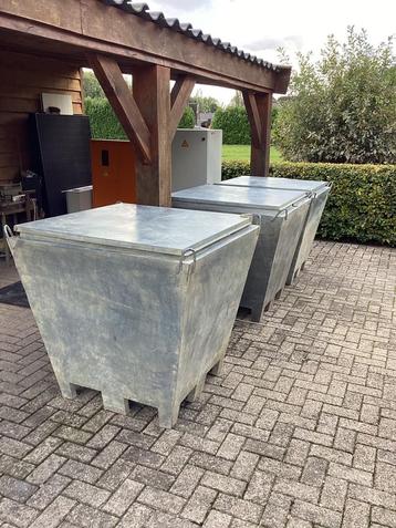 BOUWWATERPUT BOUWMETERKAST Bouwput BOUWSTROOMKAST Waterput beschikbaar voor biedingen