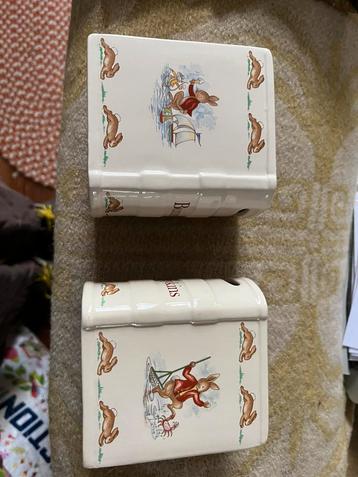 Twee bunnykins spaarpotten beschikbaar voor biedingen