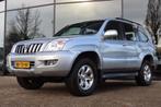 TOYOTA LAND CRUISER 3.0 D-4D VX 120 AUT. 4X4 *ORIG NL / 1E E, Auto's, Automaat, Gebruikt, 4 cilinders, 2800 kg