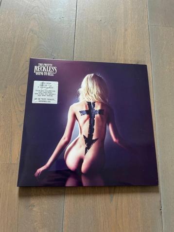 The Pretty Reckless Going to Hell red vinyl LP beschikbaar voor biedingen