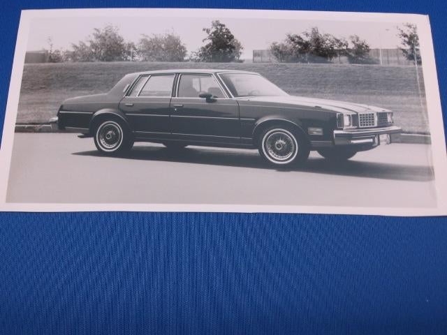 A 056 foto Oldsmobile Cutlass,, Ophalen of Verzenden, Zo goed als nieuw, Overige merken