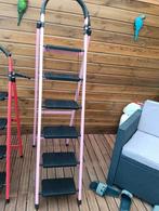 2Huishoud trappen., Doe-het-zelf en Verbouw, Ladders en Trappen, Trap, Nieuw, Ophalen of Verzenden, Opvouwbaar of Inschuifbaar