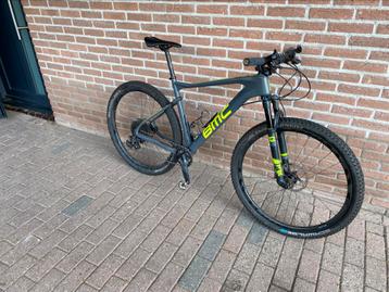 BMC Team Elite TE01 1x12 Full carbon + carbon wielen beschikbaar voor biedingen
