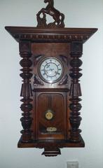 Mooie oude Junghans klok , met sleutel . Afm. 100 x 40, Ophalen