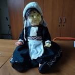 Antieke pop in klederdracht, Ophalen of Verzenden, Gebruikt, Overige typen