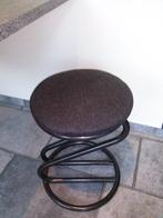 krukjes, Huis en Inrichting, Krukjes, Ophalen, Zo goed als nieuw, IJzer