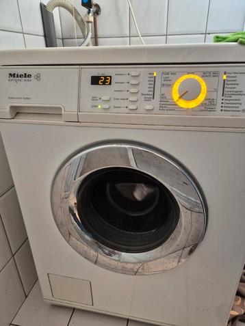 Miele Softtronic W4616 Wasmachine beschikbaar voor biedingen