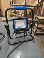 Eurolux LED Bouwlamp 30W - Zo goed als nieuw!, Ophalen, Minder dan 50 watt, Met statief, Zo goed als nieuw