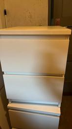 2 nachtkastjes, Huis en Inrichting, Kasten | Roldeurkasten en Archiefkasten, Zo goed als nieuw, Minder dan 100 cm, 25 tot 50 cm