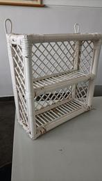 vintage rotan wandrek kastje shabby chic retro jaren70 stijl, Huis en Inrichting, Woonaccessoires | Wandplanken en Boekenplanken