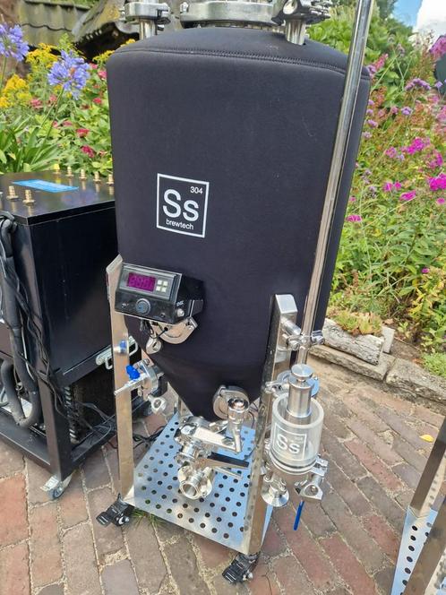 4x Ss Brewtech unitank 1/2 bbl 79L + koeler, Hobby en Vrije tijd, Overige Hobby en Vrije tijd, Zo goed als nieuw, Ophalen