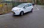 Ford Fiësta 1.25 44KW 5DR 2012 Wit, Auto's, Ford, Voorwielaandrijving, Stof, 40 €/maand, 4 cilinders