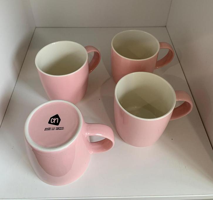 4 Roze AH Mokken - Zo Goed Als Nieuw!, Huis en Inrichting, Keuken | Servies, Zo goed als nieuw, Kop(pen) en/of Schotel(s), Effen