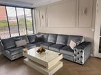 Luxe grijsfluwelen hoekbank, Ophalen, Zo goed als nieuw, Vierpersoons of meer, Hoekbank
