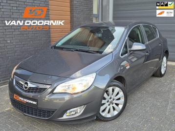 Opel Astra 1.6 Cosmo Automaat/Cruise Control/Nieuwe APK! beschikbaar voor biedingen